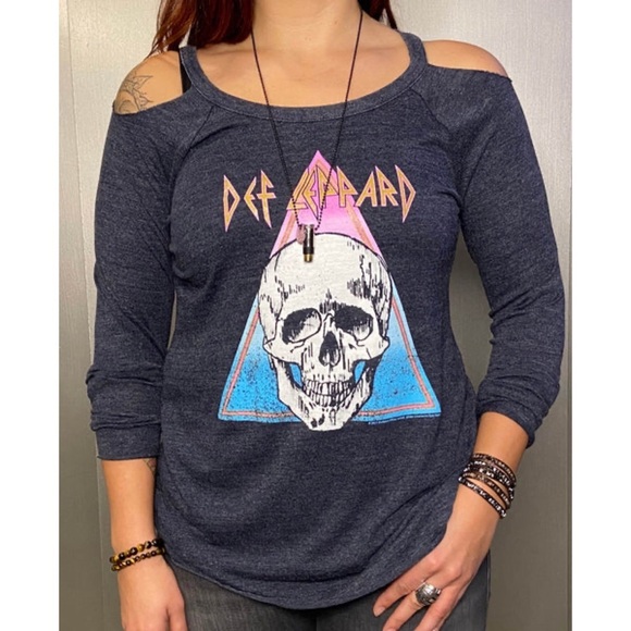 CHASER • Def Leppard Band Fan Navy Chambray Long Sleeve Cold-Shoulder Shirt - Picture 2 of 4